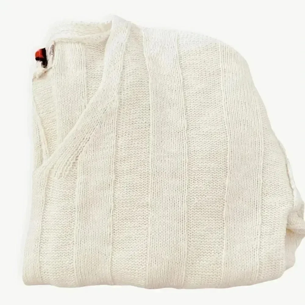 Hippie Rose Winter White V Neck Womens Sweater Sz Small